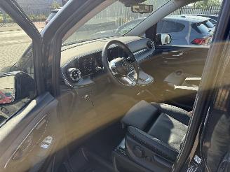 Mercedes V-klasse V300 extra lang 4-Matic Facelift picture 7