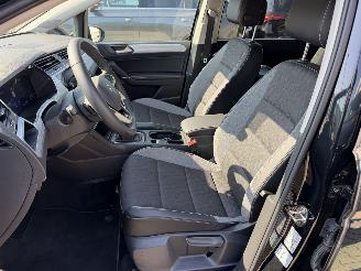 Volkswagen Touran 1.5 TSI 150 7-persoons Goal picture 8