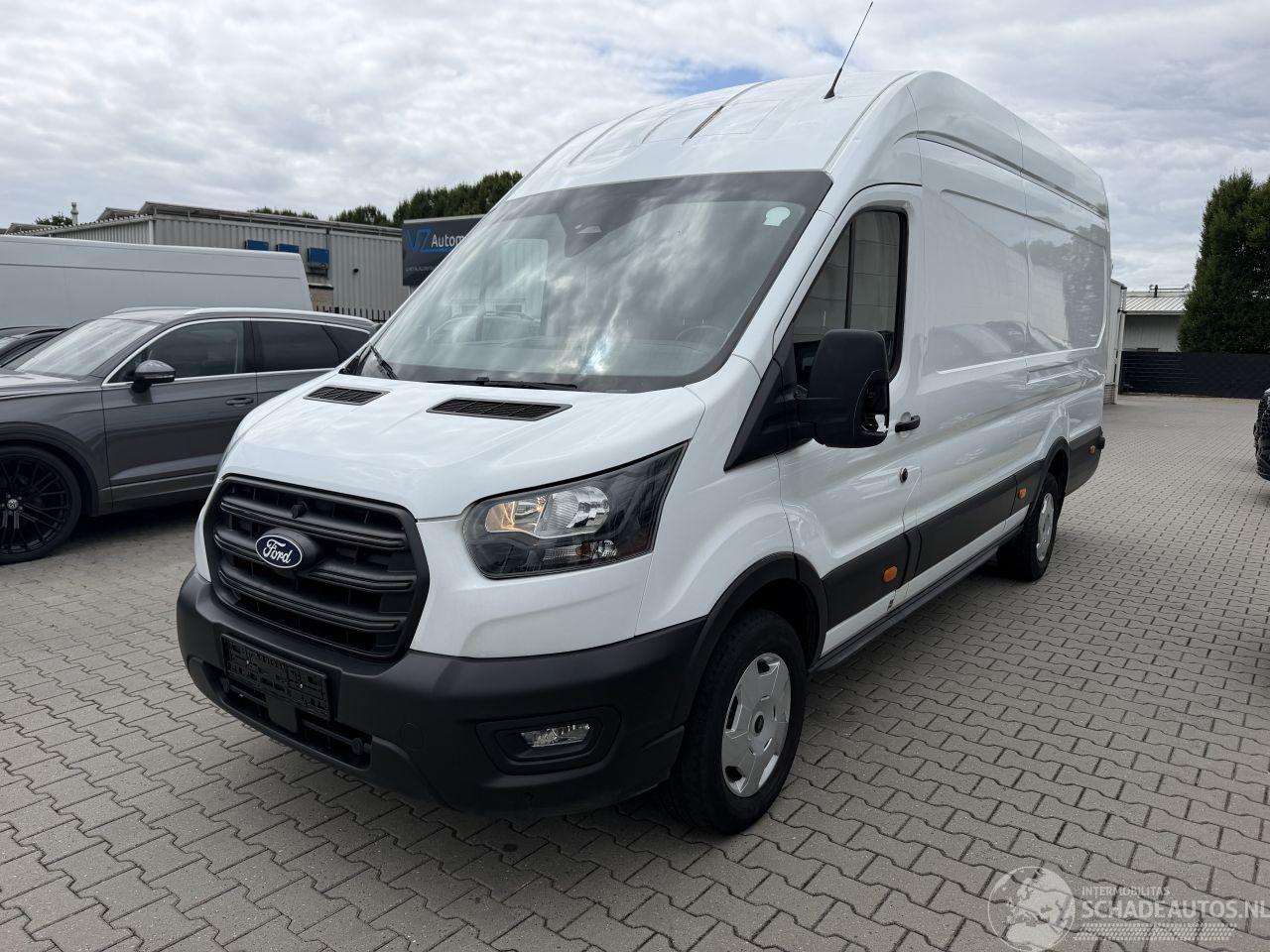 Ford Transit L4H3