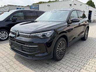 damaged passenger cars Volkswagen Tiguan 2.0 TDI 110 kw / Life 2026/3