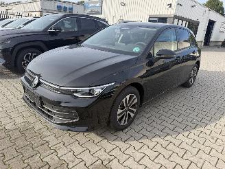  Volkswagen Golf 1.5 eTSI Energy 2026/4