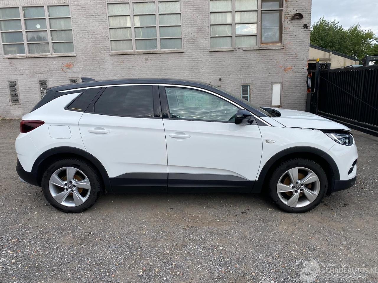 Opel Grandland 1.2 I