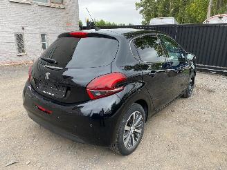 Peugeot 208 ALLURE picture 19