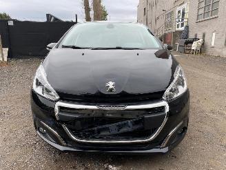 Peugeot 208 ALLURE picture 10