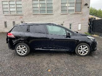 Auto incidentate Renault Clio IV GRANDTOUR LI 2018/7