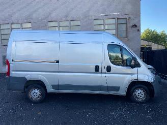 damaged commercial vehicles Peugeot Boxer PACK CD AIRCO 2016/10