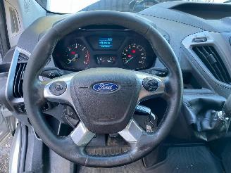Ford Transit Custom 2.2TD picture 20