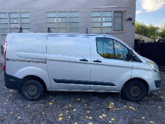 Schade bestelwagen Ford Transit Custom 2.2TD 2016/3