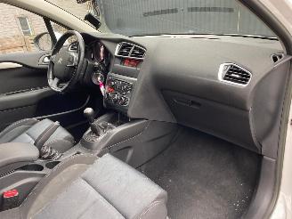 Citroën C4 FEEL picture 22