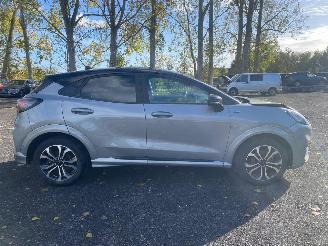 Vaurioauto  passenger cars Ford Puma ST-LINE 2020/12