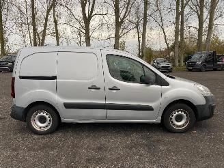 škoda dodávky Citroën Berlingo 1.6 2018/10