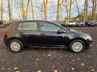 Coche accidentado Volkswagen Golf TRENDLINE 2015/3