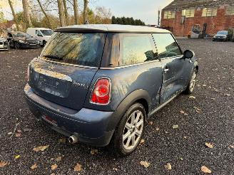 Mini Cooper D picture 18