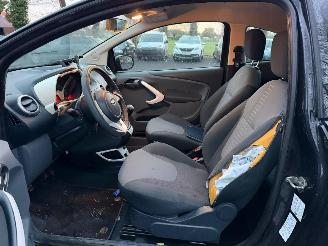 Ford Ka TITANIUM picture 18