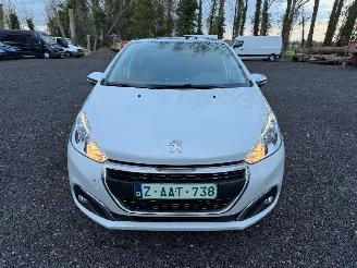 Peugeot 208 ALLURE picture 6