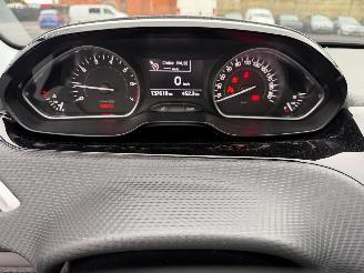 Peugeot 208 ALLURE picture 26