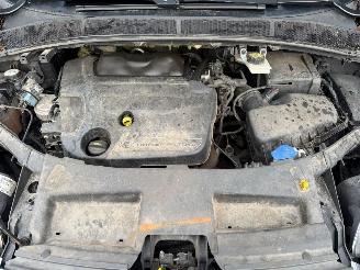 Ford Galaxy GHIA picture 5