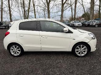 Vaurioauto  passenger cars Mitsubishi Space-star STAR 2015/3