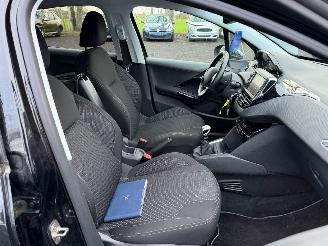 Peugeot 208 ALLURE picture 19
