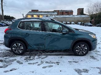 Schadeauto Peugeot 2008 ALLURE 2016/8