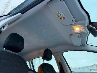 Peugeot 2008 ALLURE picture 31