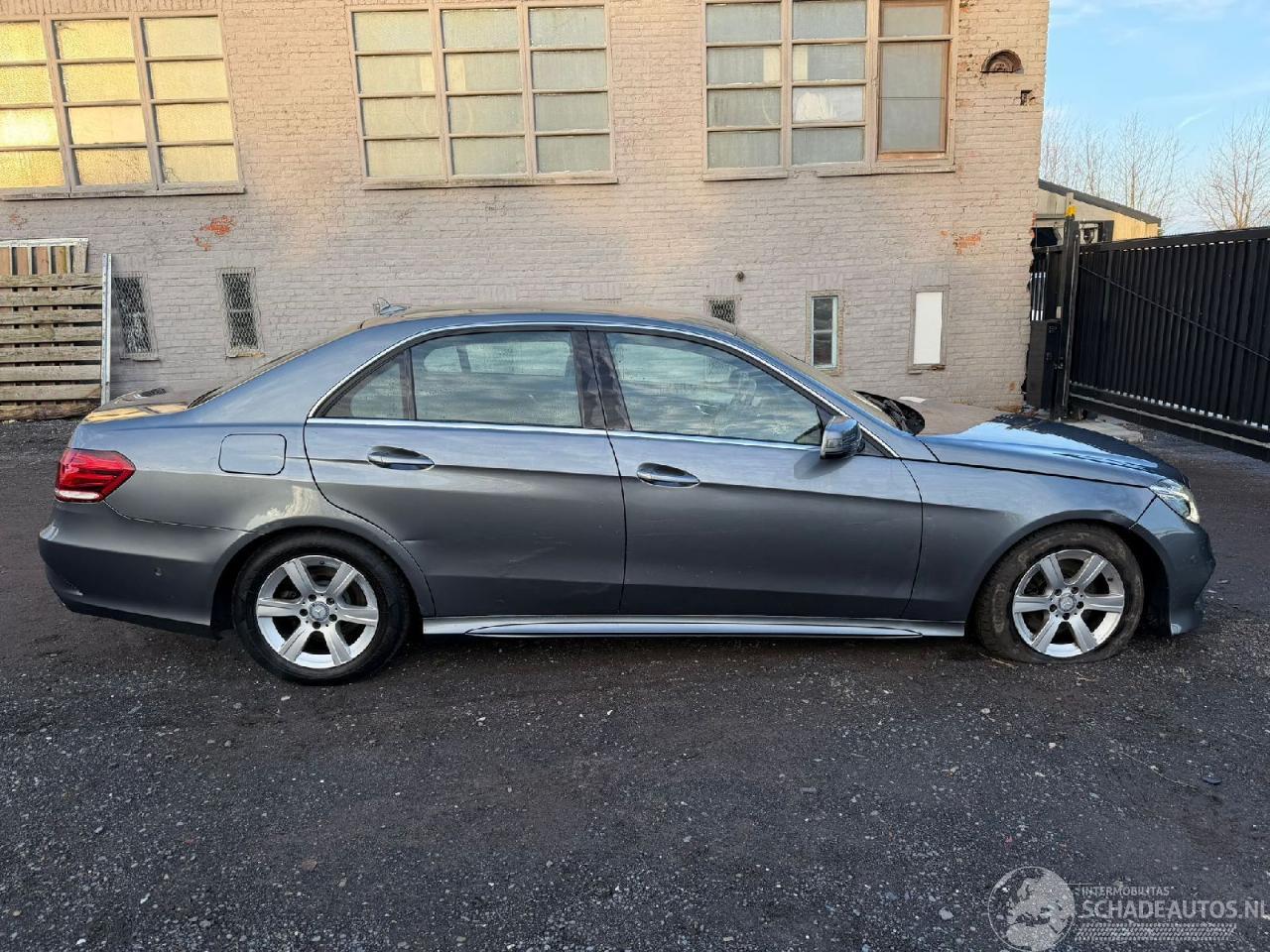 Mercedes E-klasse 200 BLUTC/ 200