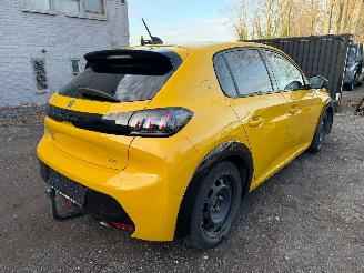 Peugeot 208 II GT LINE picture 17