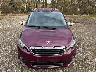 Peugeot 108 1.0 picture 6