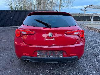 Alfa Romeo Giulietta 1.6 JTD picture 12