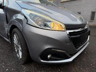 Peugeot 208 1.2 I picture 4