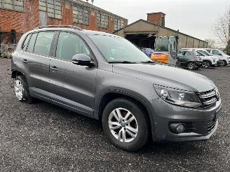 uszkodzony samochody osobowe Volkswagen Tiguan TREND & FUN 2016/6