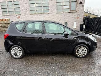 uszkodzony samochody osobowe Opel Meriva ENJOY 2011/6