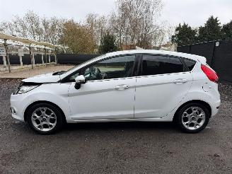 Ford Fiesta TITANIUM picture 11