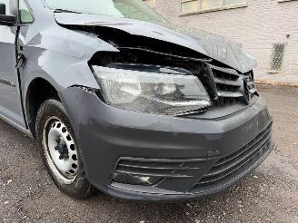 Volkswagen Caddy 1.9 TDI picture 3