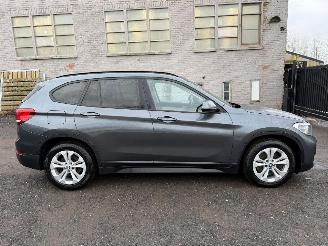 uszkodzony samochody osobowe BMW X1 XDRIVE25E 2020/9