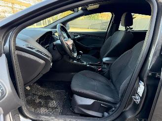 Ford Focus ST-LINE picture 18