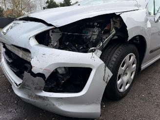 Peugeot 308 1.4 I picture 10