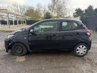 Peugeot 108 ACTIVE picture 10