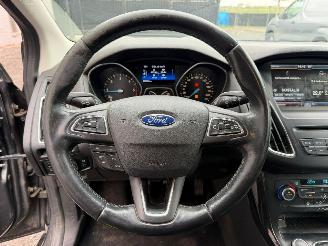 Ford Focus TITANIUM picture 26