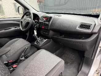 Opel Combo 1.6 picture 24