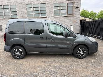 Unfall Kfz Van Peugeot Partner 1.6 HDI 2015/12