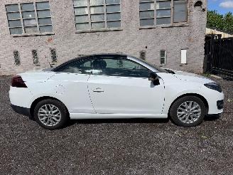 Schadeauto Renault Mégane COUPÃ‰-CABRIOL 2015/8