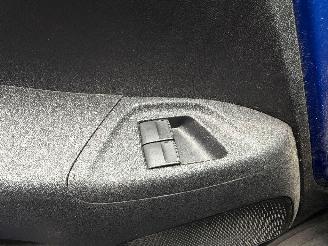 Peugeot 108 STYLE picture 29