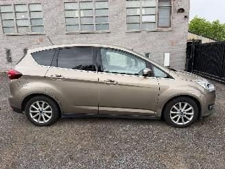 uszkodzony samochody osobowe Ford C-Max TITANIUM 2018/10