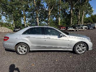 skadebil auto Mercedes E-klasse 200 CDI BLUFFICI 2010/10