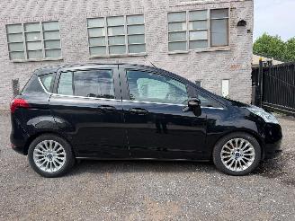 uszkodzony samochody osobowe Ford B-Max TITANIUM 2013/2