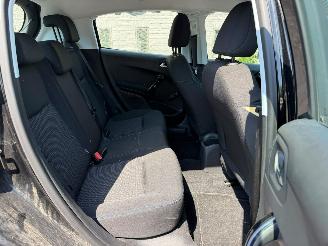 Peugeot 208 1.2 I picture 21