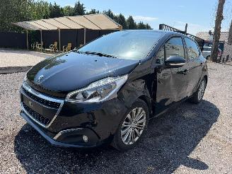 Peugeot 208 1.2 I picture 10