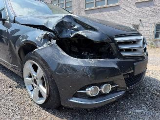 Mercedes C-klasse 200 DI BLUEEFFII picture 4