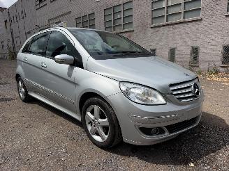 Mercedes B-klasse 1.5 picture 2